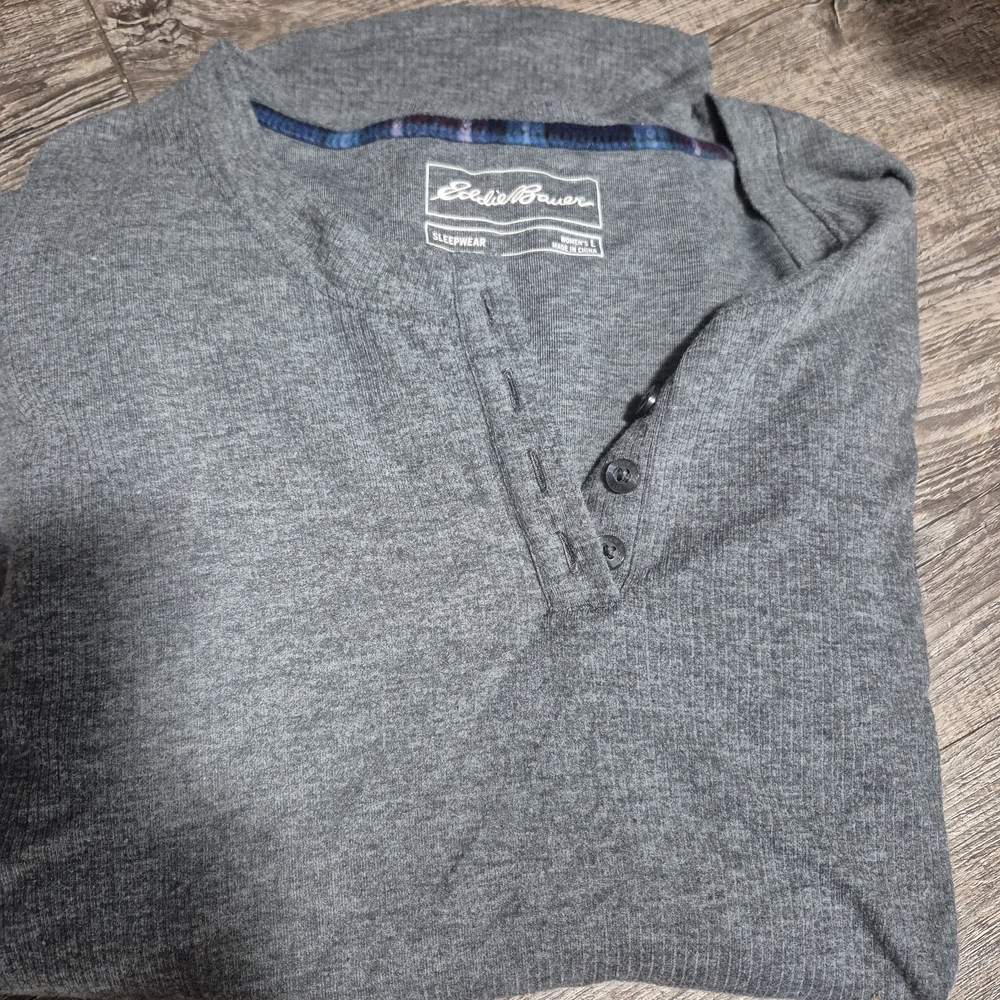 Eddie Bauer Gray And Purple Large Pajamas Three-piece Set.